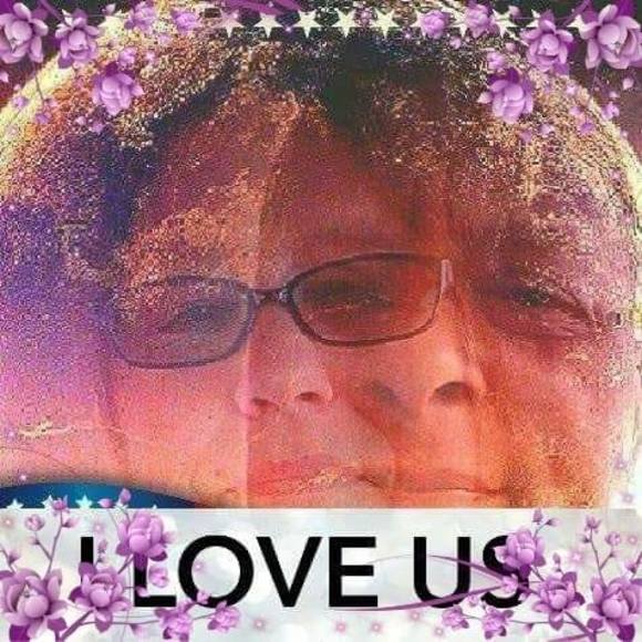 Meet your Posher, Robin - Picture 1 of 1